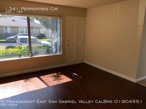 5th image of 1341 Peppertree Cir