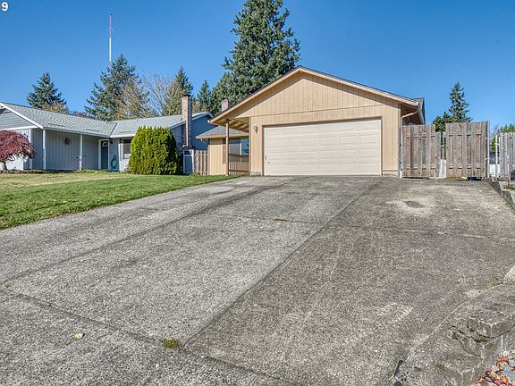 2nd image of 15600 NE 32nd St
