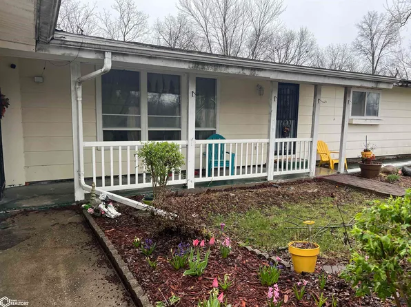 3704 Whispering Ln, Keokuk, IA 52632