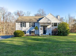 41 Overlook Drive, New Milford, CT 06776
