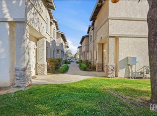 600 Hosking Ave #Qprnpkgkj, Bakersfield, CA