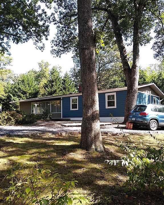1st image of 8324 Robert Bruce Dr