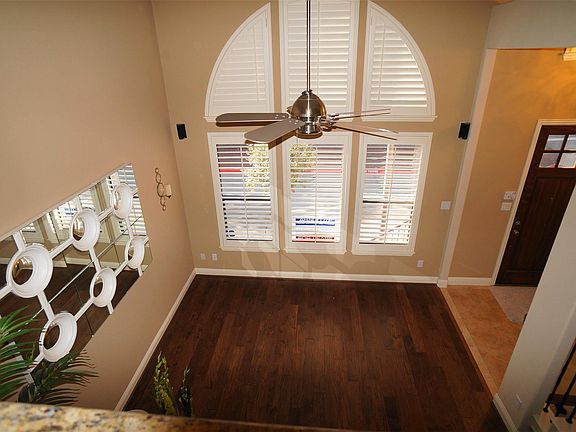 4th image of 7240 Olivia Ln