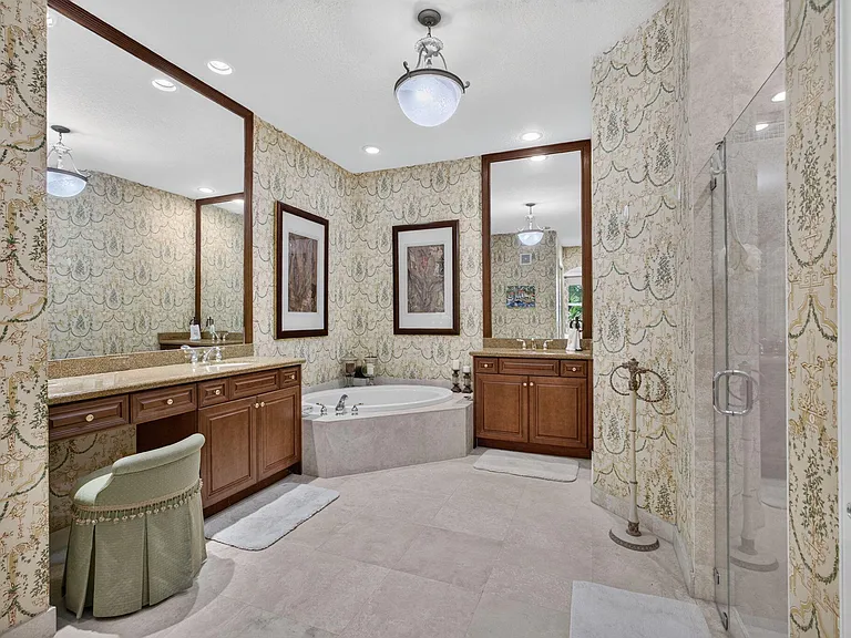 11558 Villa Vasari Dr — Photo 32