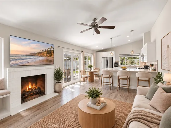 21 Misty Creek Ln, Laguna Hills, CA 92653