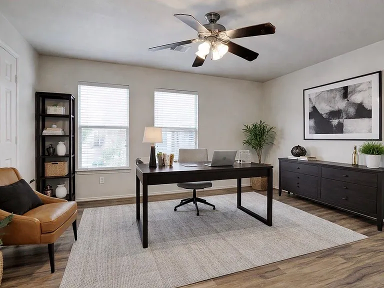 7042 Plum Creek Terrace Ln — Photo 3