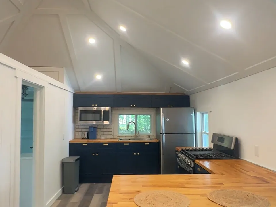 39 Boston Harbor Rd