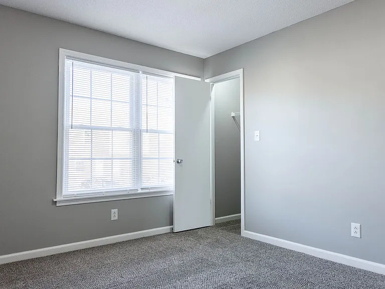 1650 Baltimore Dr — Photo 10