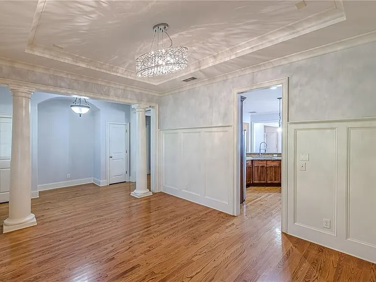 1645 Woodward Way — Photo 17