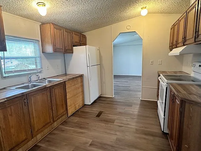 6456 Bunker Hill Rd — Photo 5