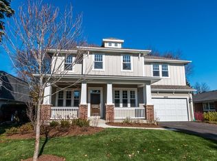 2810 Orchard Ln, Wilmette, IL