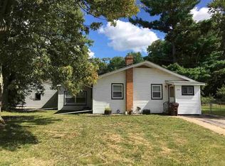 286 Edgewood Dr, Jackson, MI 49201