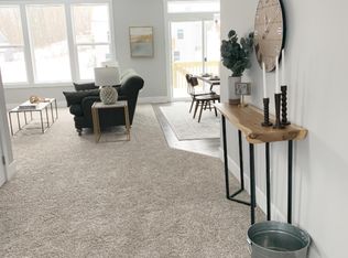 8455 Song Sparrow Rd, Caledonia, MI 49316