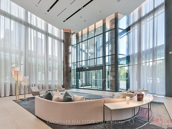 4th image of 575 Bloor St E #3111