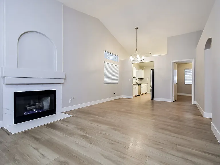 6479 Lone Peak Way — Photo 3