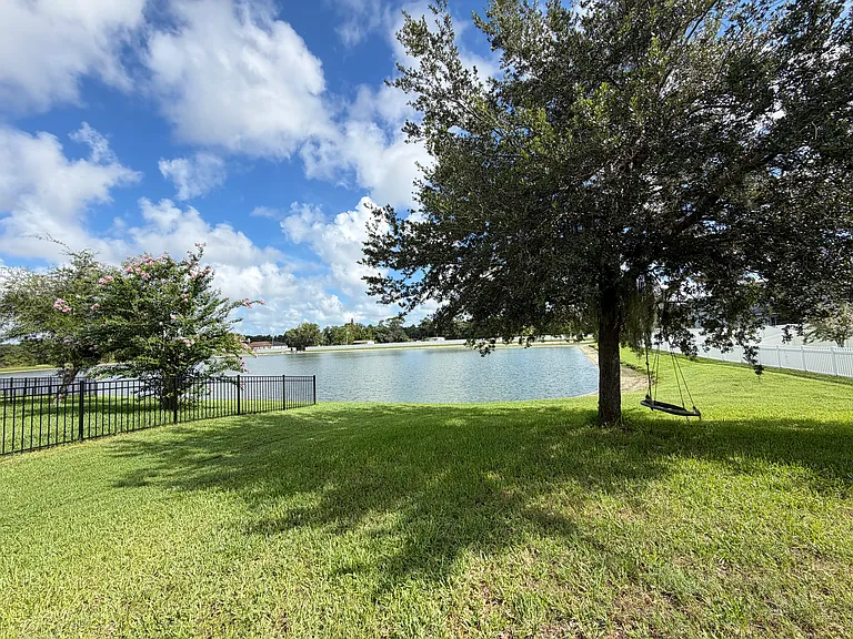 15012 Montesino Dr — Photo 13