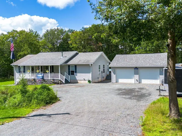 125 Briarwood Trl, Beach Lake, PA 18405