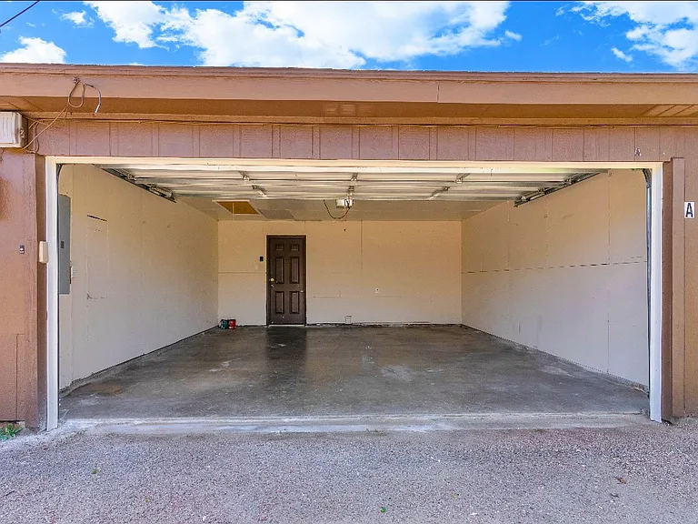 1401 N Nolan River Rd #A — Photo 16