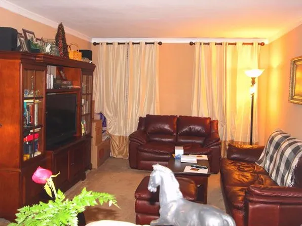 2285 Bragg Street image 1 of 11