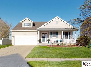 8805 S 167th St S, Omaha, NE 68136