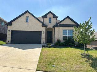 1211 Misty Ridge Dr, Justin, TX 76247