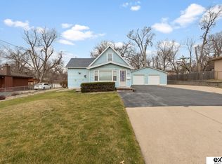 2416 N 88th St, Omaha, NE 68134