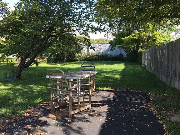 3rd image of 1329 Jordan Ave