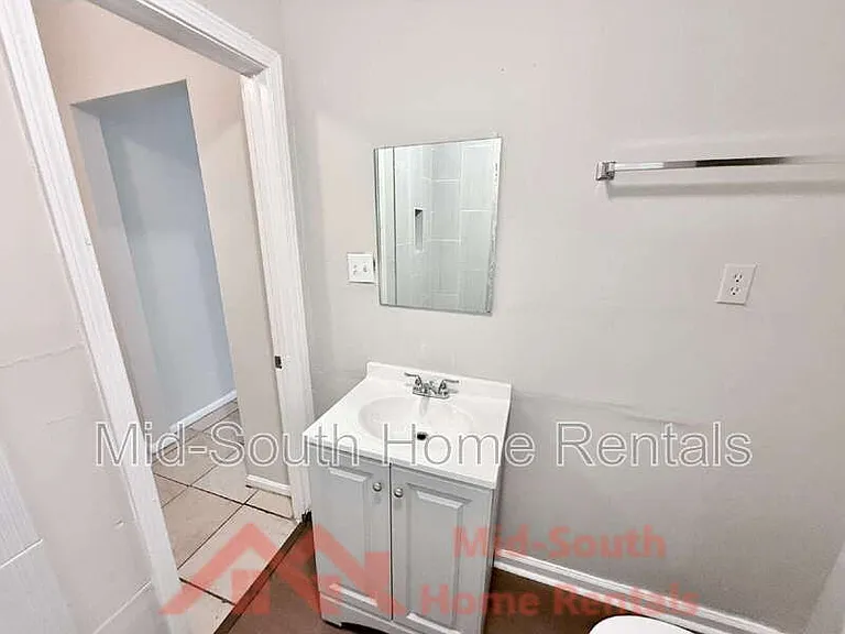 1549 Patton St — Photo 22