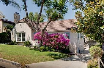 1st image of 4013 Holly Knoll Dr