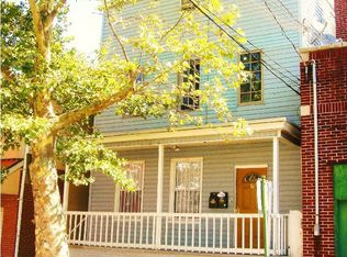 6 6th St, Harrison, NJ 07029