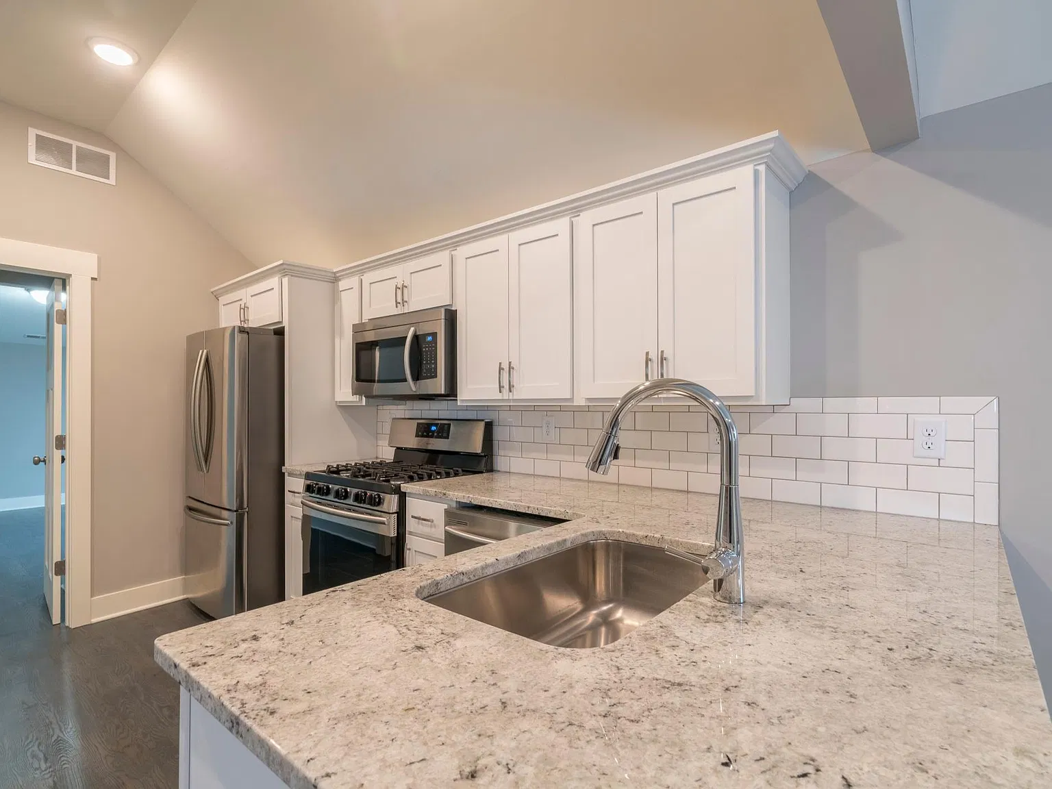 609 Sibley St NW — Photo 1