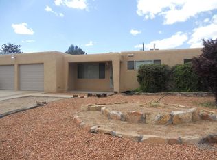 1813 Morris St NE, Albuquerque, NM 87112
