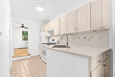 14 Webster Place, #1