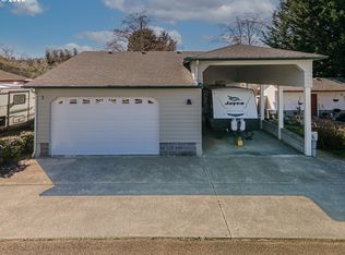 5 Creek Ln, Lakeside, OR 97449