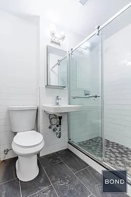 Rented by Bond New York | media 37