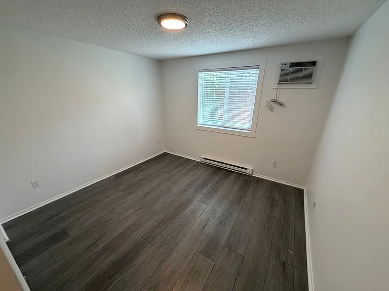 Eastern View Terrace Apartments — Photo 41