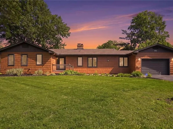 1316 E 108th St, Kansas City, MO 64131