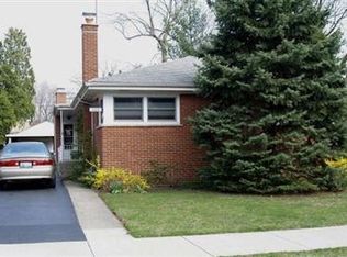 208 Dupee Pl, Wilmette, IL