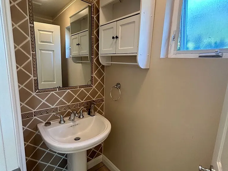 6645 Esplanade — Photo 35