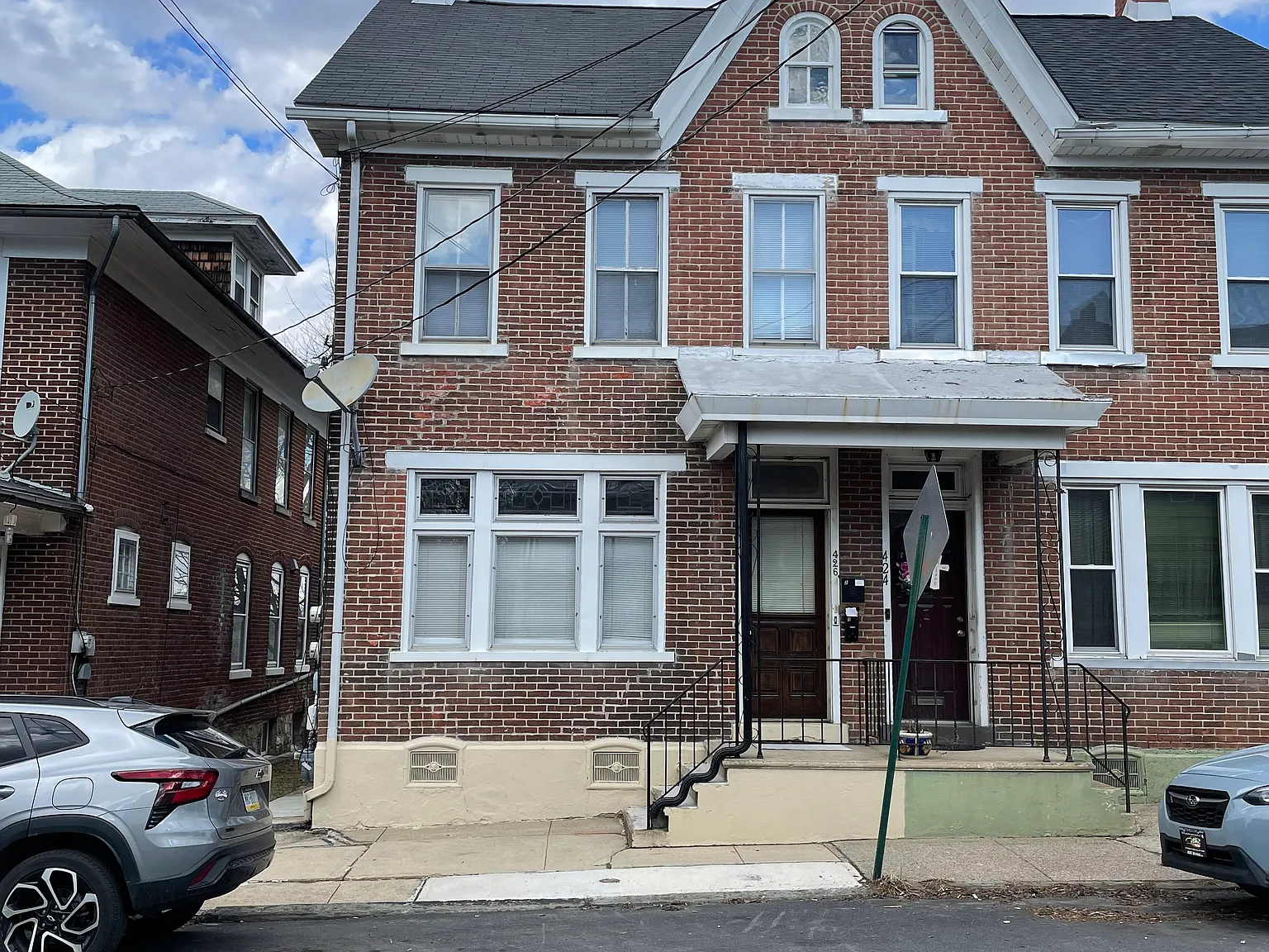 2 bed, 1000 sqft, $1,625 — Photo 1