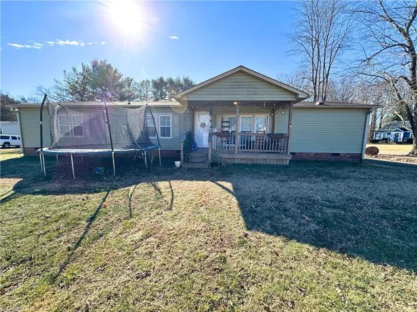 108 Livengood Rd, Advance, NC 27006