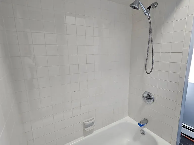 166 Ridgewood Ave #3 — Photo 2