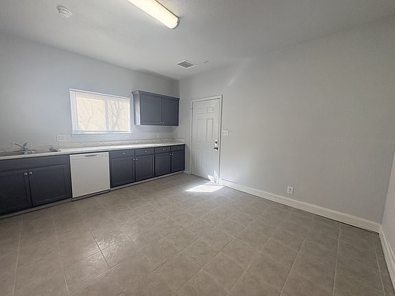 5th image of 523 N 4th St #2