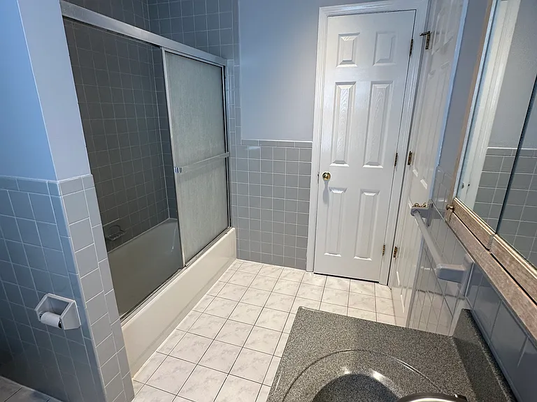 193 Main St #1 — Photo 8