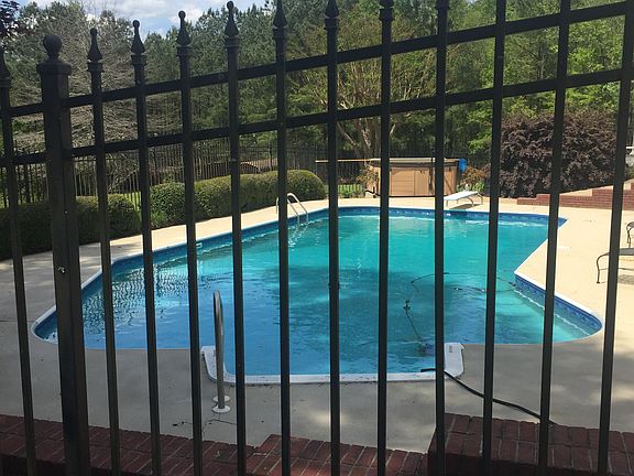 Huge pool and hot tub