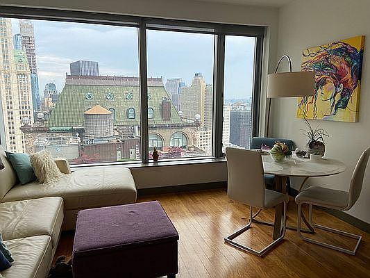 1st image of 8 Spruce St APT 25C