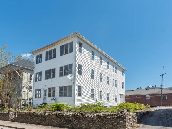 18 Pearl St, Webster, MA 01570