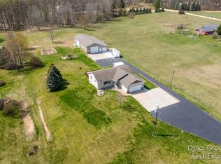 16555 Tyrone Ave, Kent City, MI