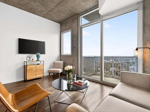 855 Peachtree St NE Unit 2415, Atlanta, GA 30308