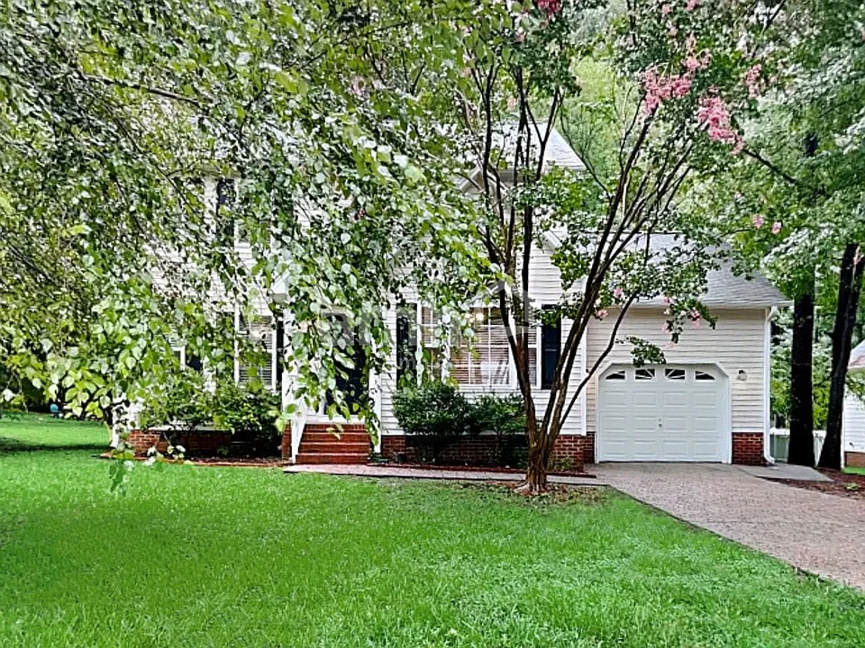 506 Westminster Dr
